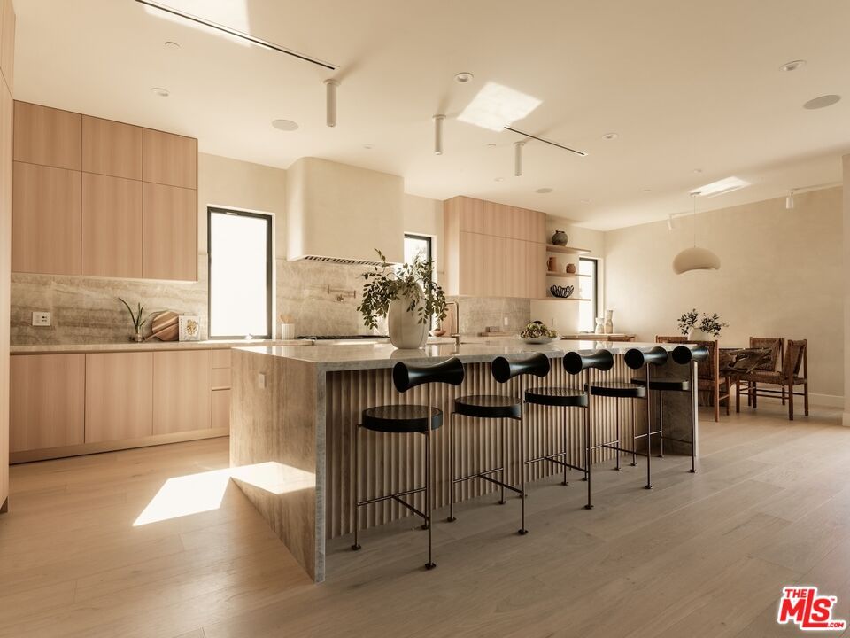 Dining room, Interior, Kitchen, Pendant Lights, Recessed Lighting, Wood Texture Flooring