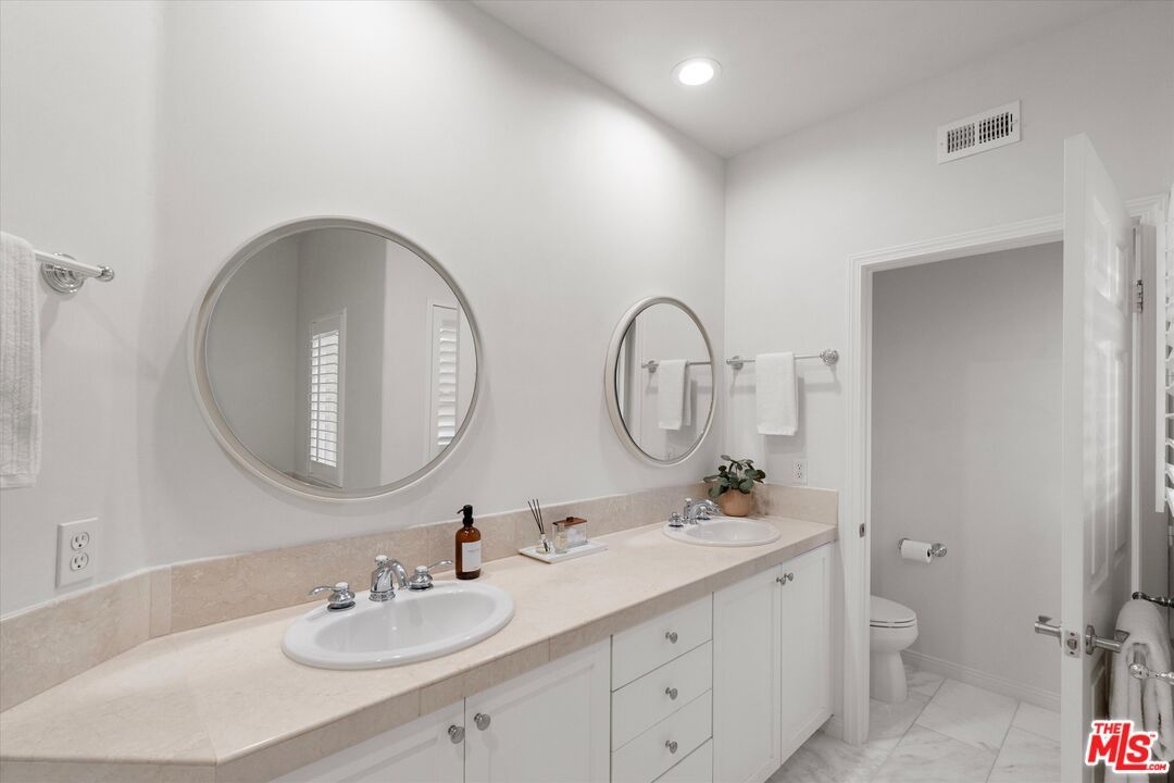 Bathroom, Dual Sink Vanities, Interior, Marble, Recessed Lighting