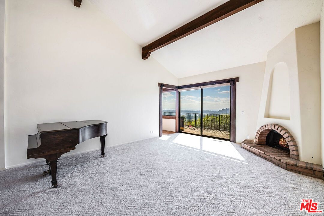 Fireplace, Interior, Piano, Wooden Beams