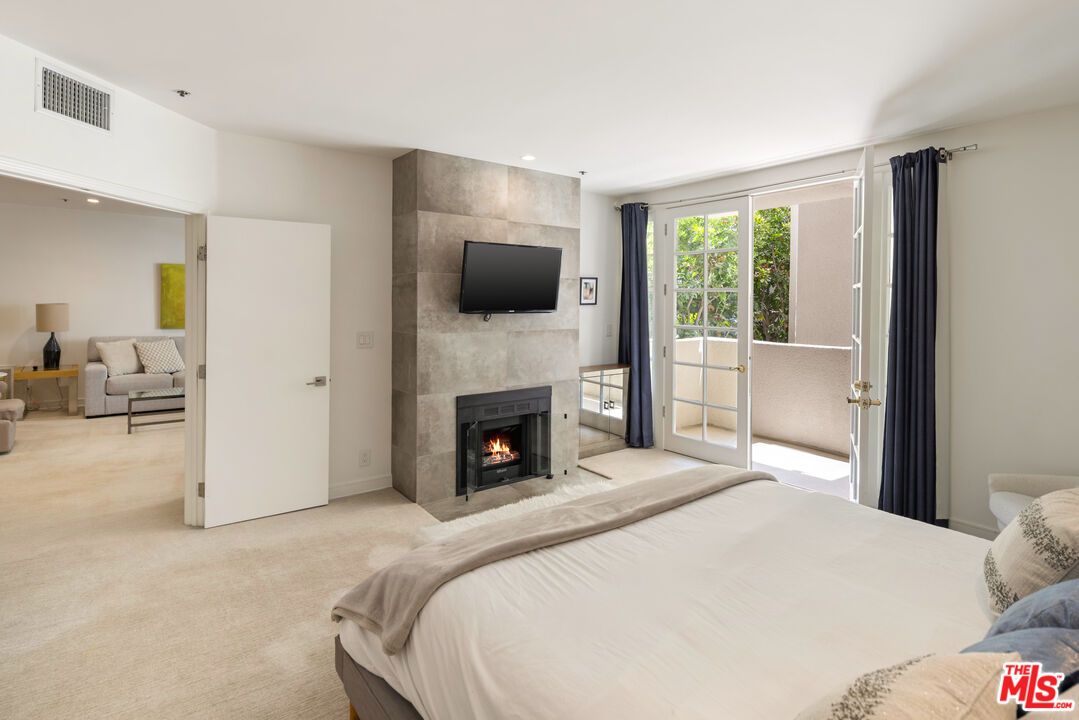 Bedroom, Fireplace, Interior, Recessed Lighting
