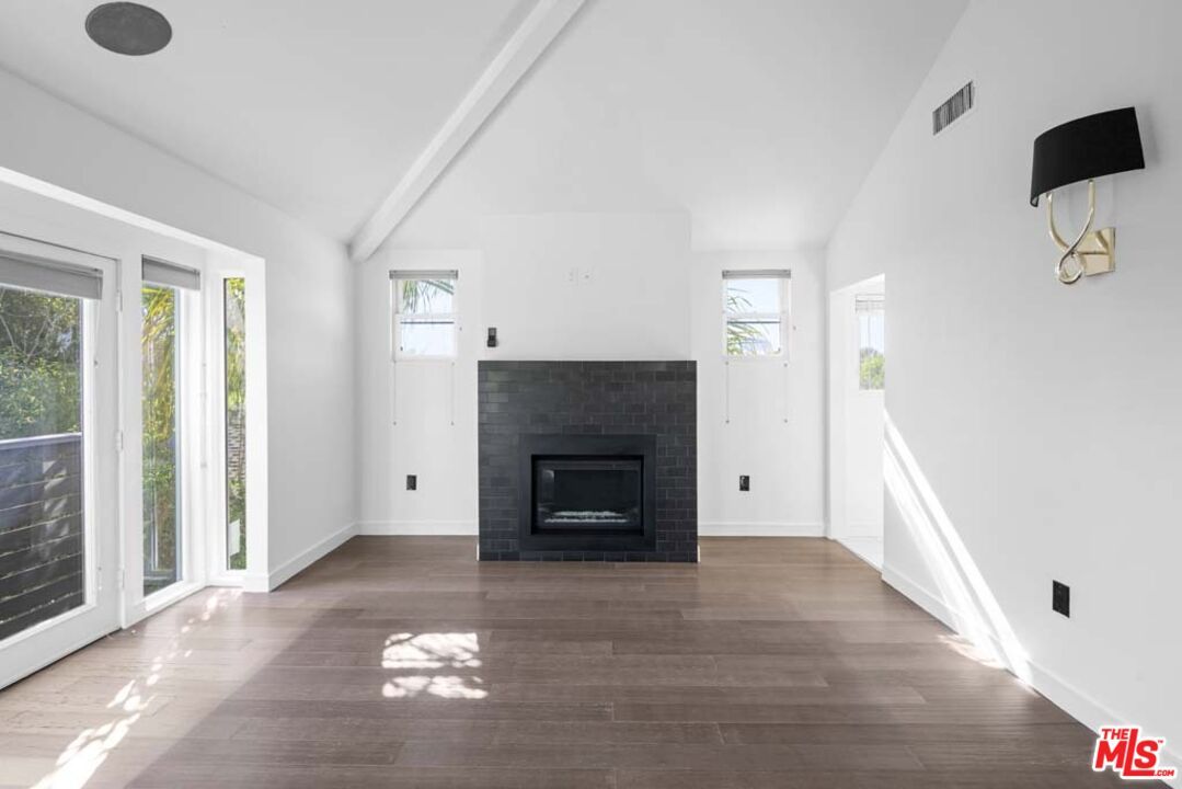 Empty room, Fireplace, Interior, Wood Texture Flooring
