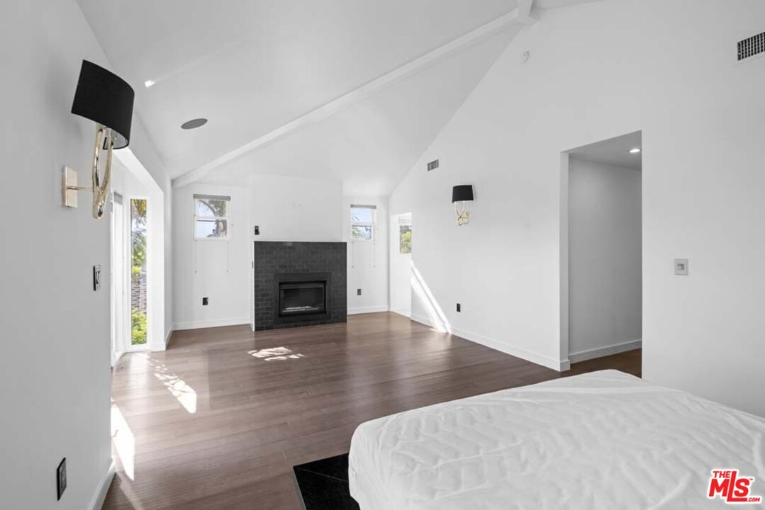Bedroom, Fireplace, Interior, Recessed Lighting, Wood Texture Flooring