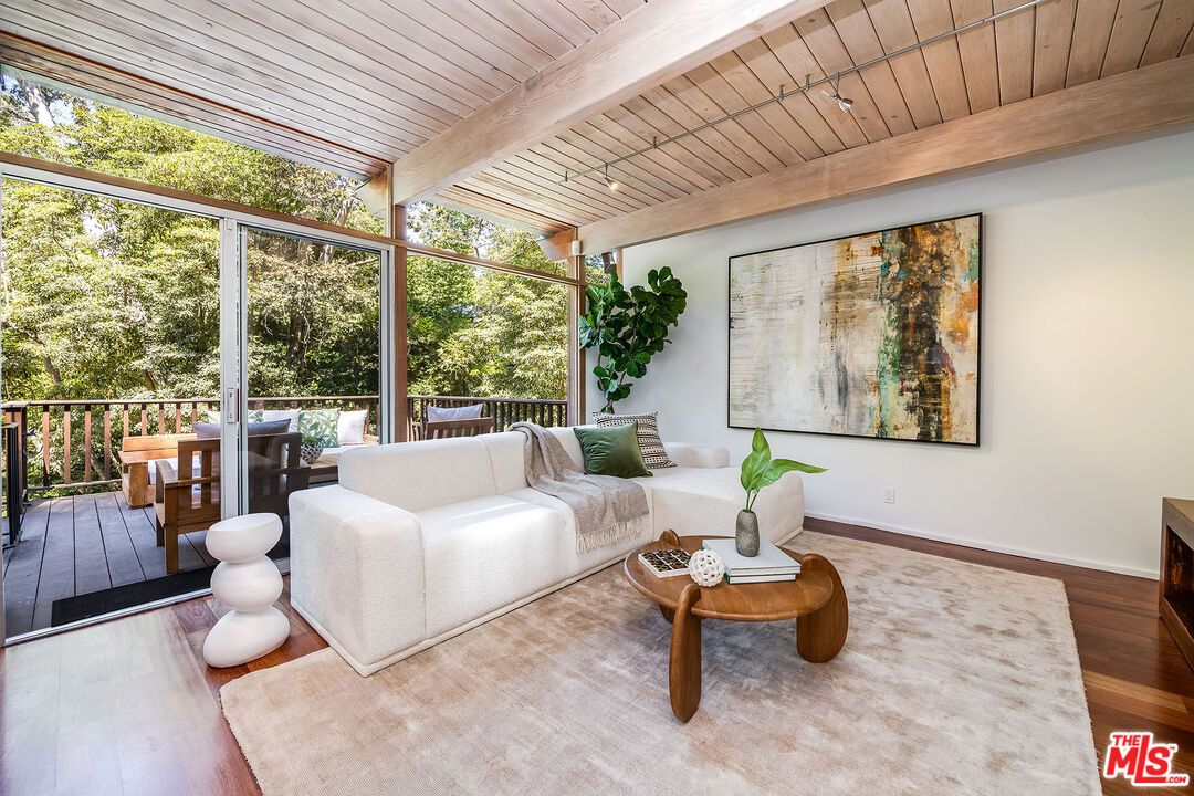 Interior, Living room, Wooden Beams, Wooden Ceilings, Wood Texture Flooring