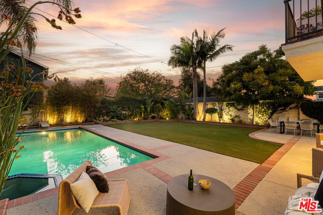 Backyard, Exterior, Pool