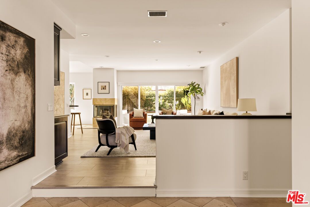 Fireplace, Interior, Recessed Lighting