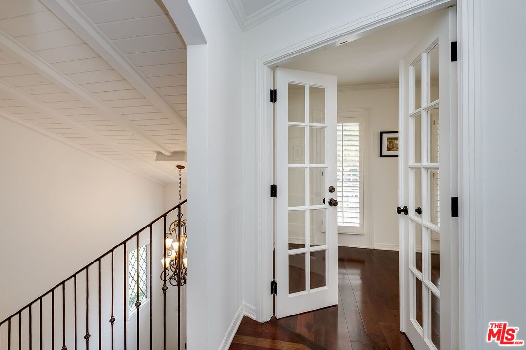 Chandelier, Interior, Pendant Lights, Wood Texture Flooring