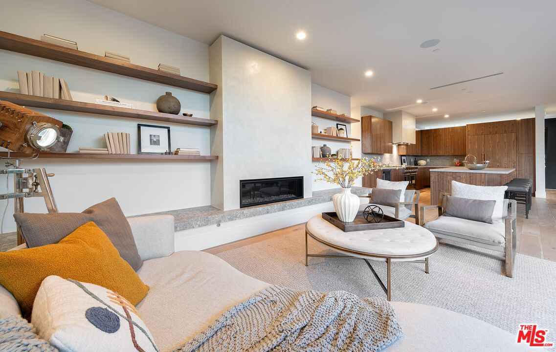 Fireplace, Interior, Kitchen, Living room, Recessed Lighting