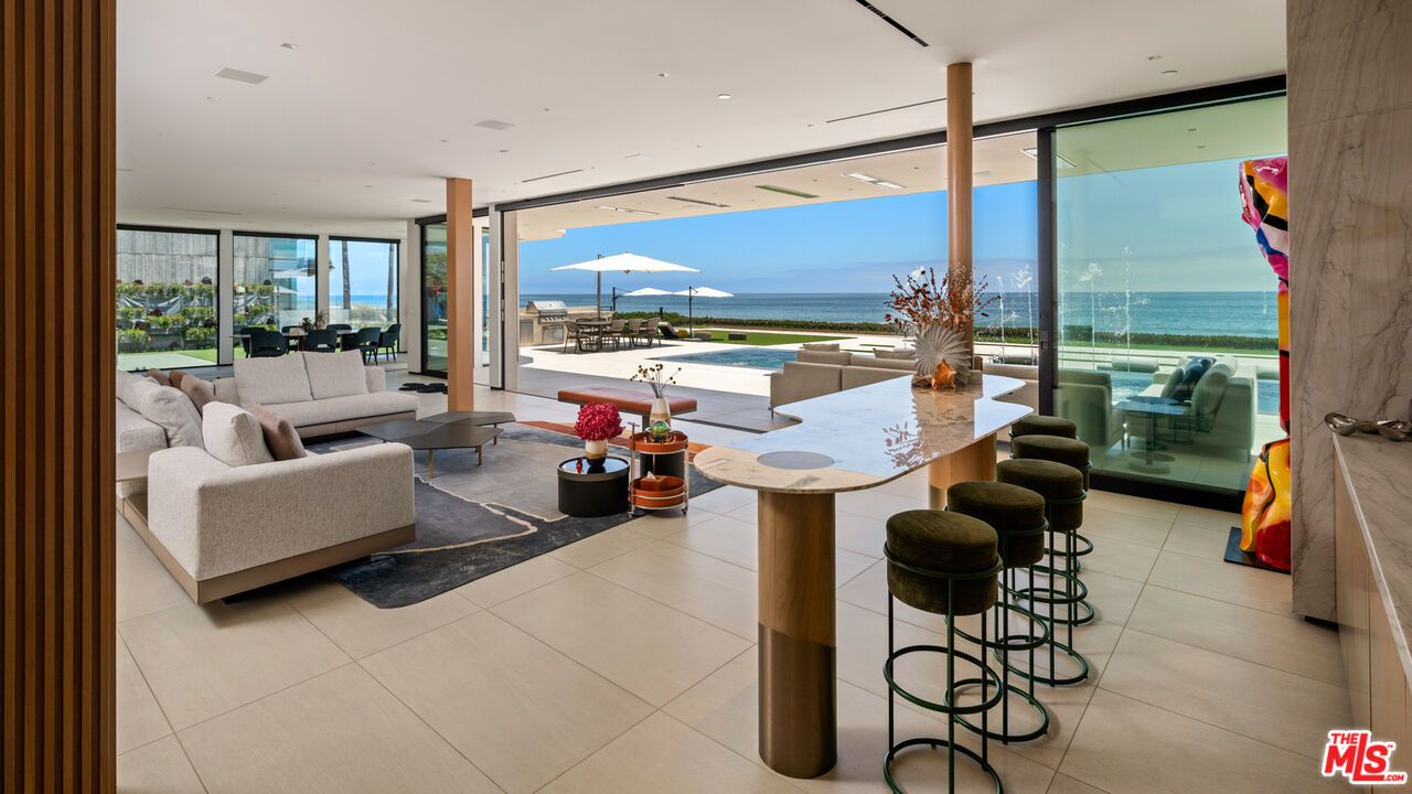 Interior, Living room, Recessed Lighting, Water