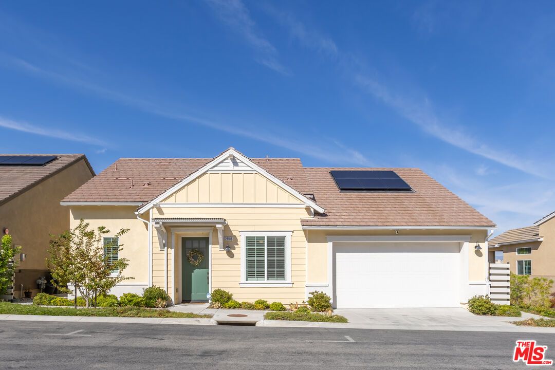 Attached, Exterior, Facade, Solar Panels, Ranch