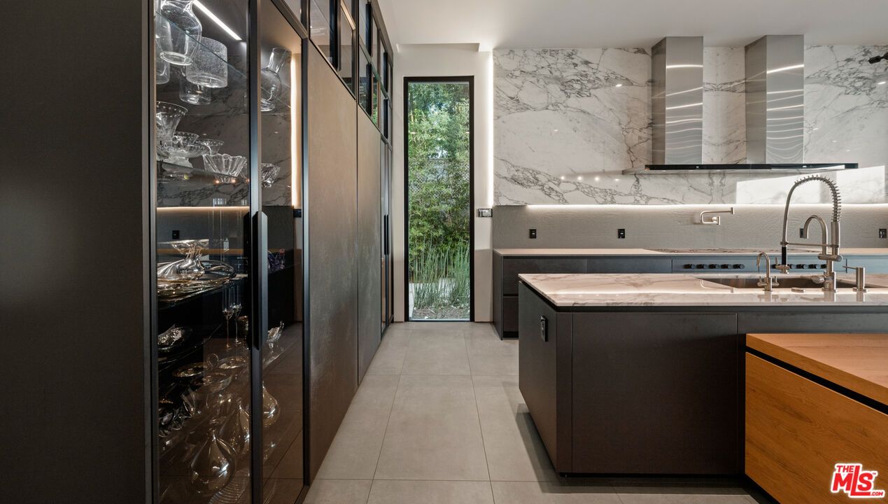 Interior, Kitchen, Marble Walls