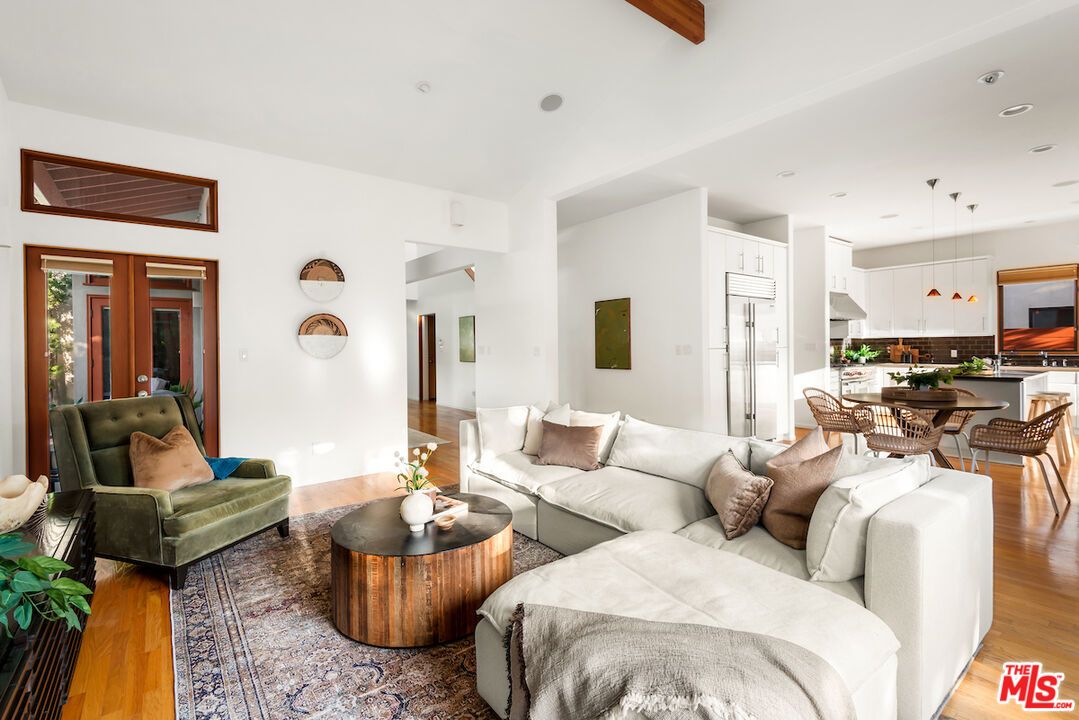 Dining room, Interior, Kitchen, Living room, Pendant Lights, Recessed Lighting, Wood Texture Flooring