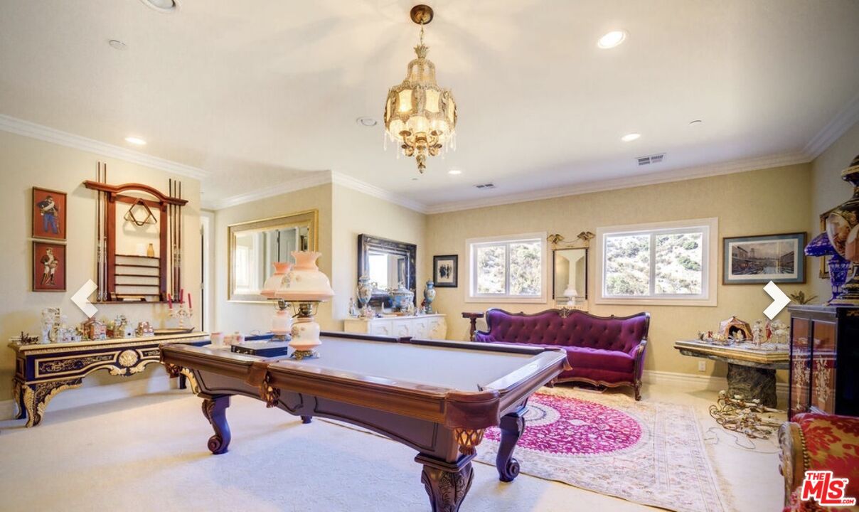 Billiard Table, Chandelier, Game Room, Interior, Pendant Lights, Recessed Lighting