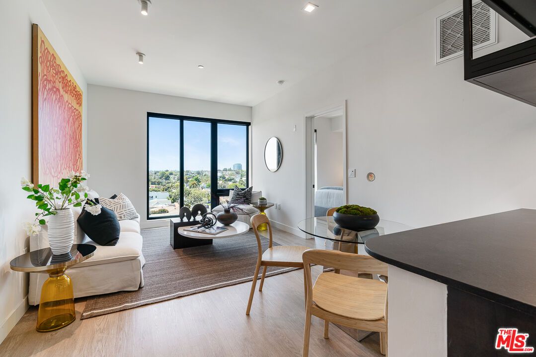 Dining room, Interior, Living room, Recessed Lighting, Wood Texture Flooring