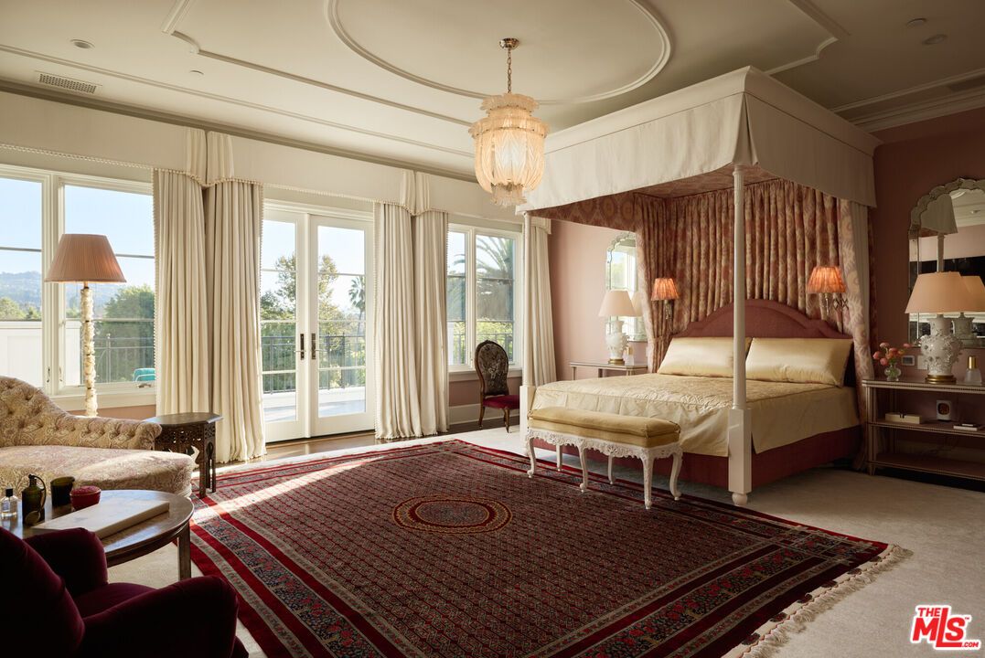 Bedroom, Chandelier, Interior, Recessed Lighting