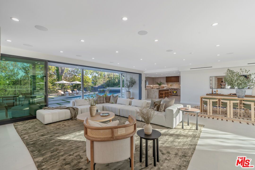 Interior, Kitchen, Living room, Recessed Lighting