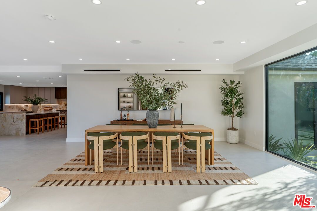 Dining room, Interior, Kitchen, Recessed Lighting