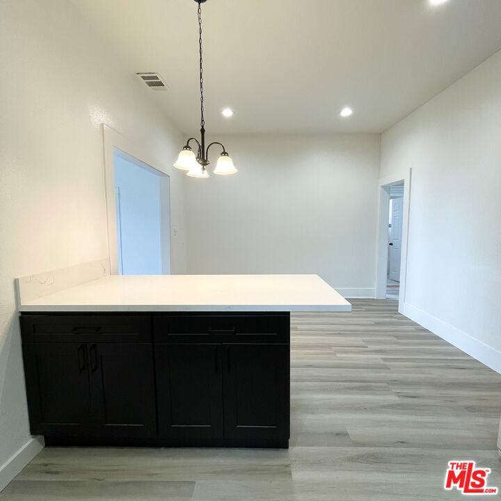 Interior, Pendant Lights, Recessed Lighting, Wood Texture Flooring