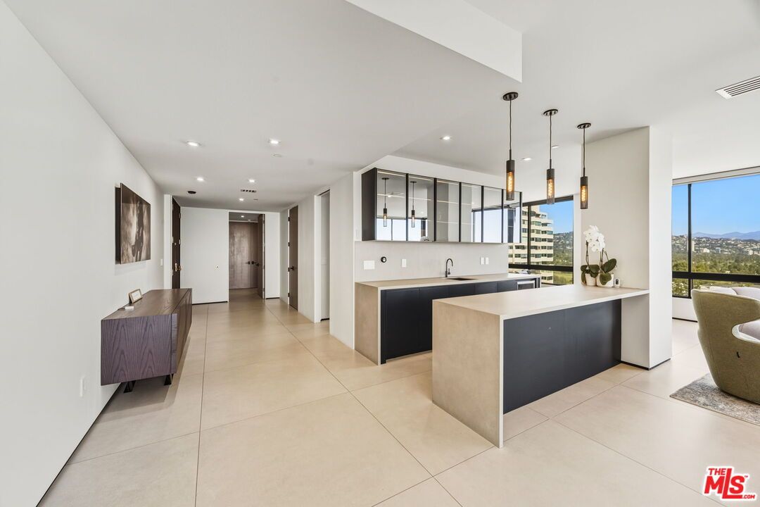 Interior, Kitchen, Pendant Lights, Recessed Lighting