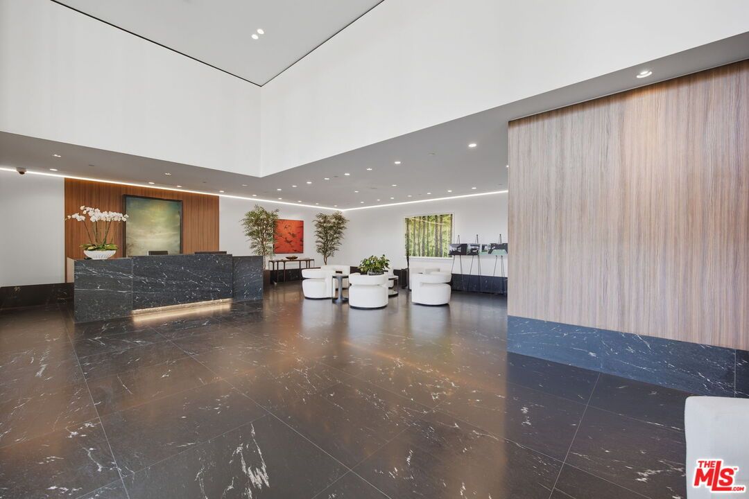 Interior, Marble, Recessed Lighting