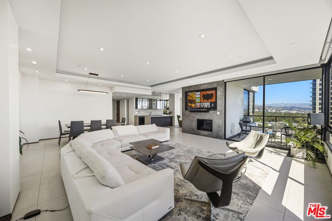 Dining room, Fireplace, Interior, Living room, Pendant Lights, Recessed Lighting