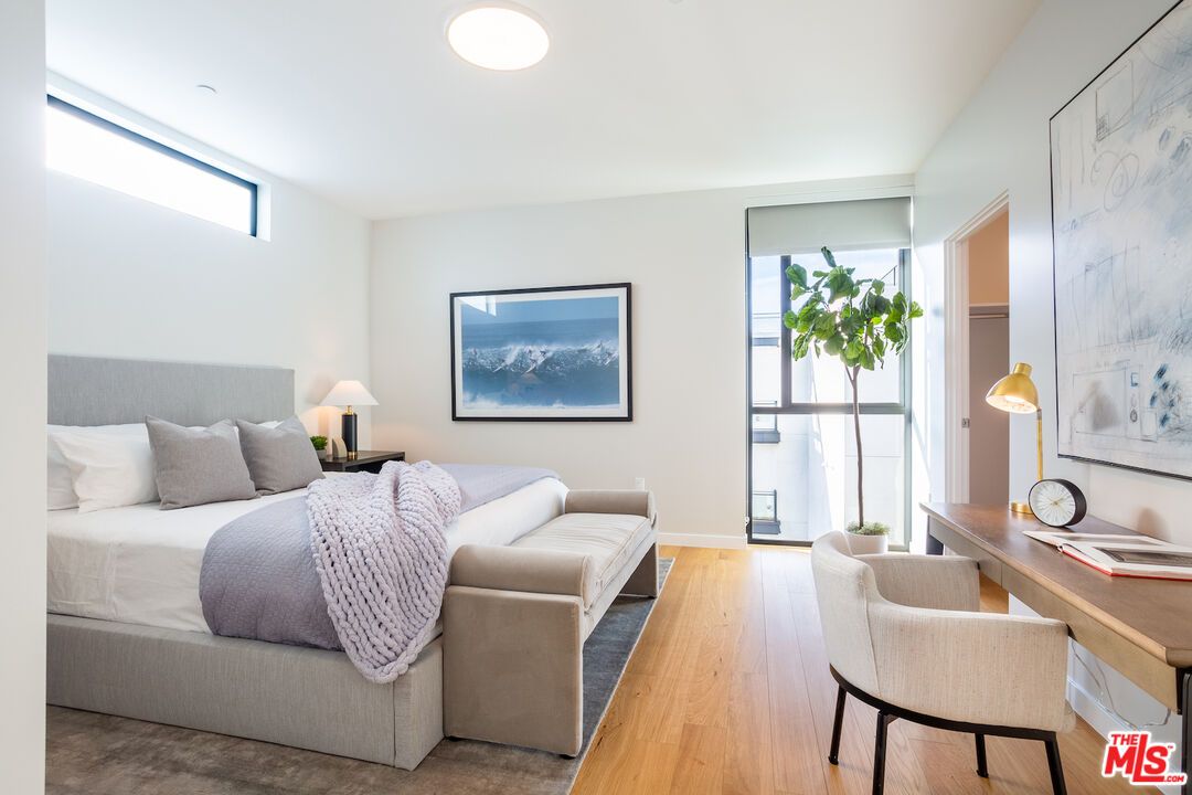 Bedroom, Home Office, Interior, Recessed Lighting, Wood Texture Flooring