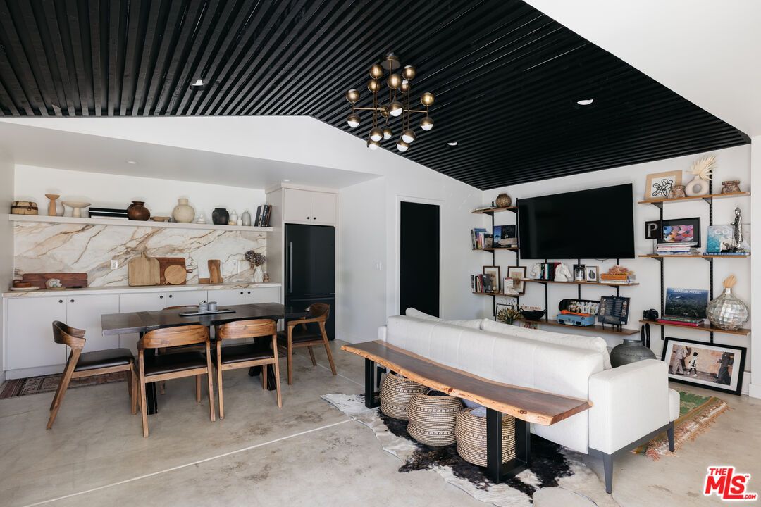 Dining room, Interior, Living room, Recessed Lighting