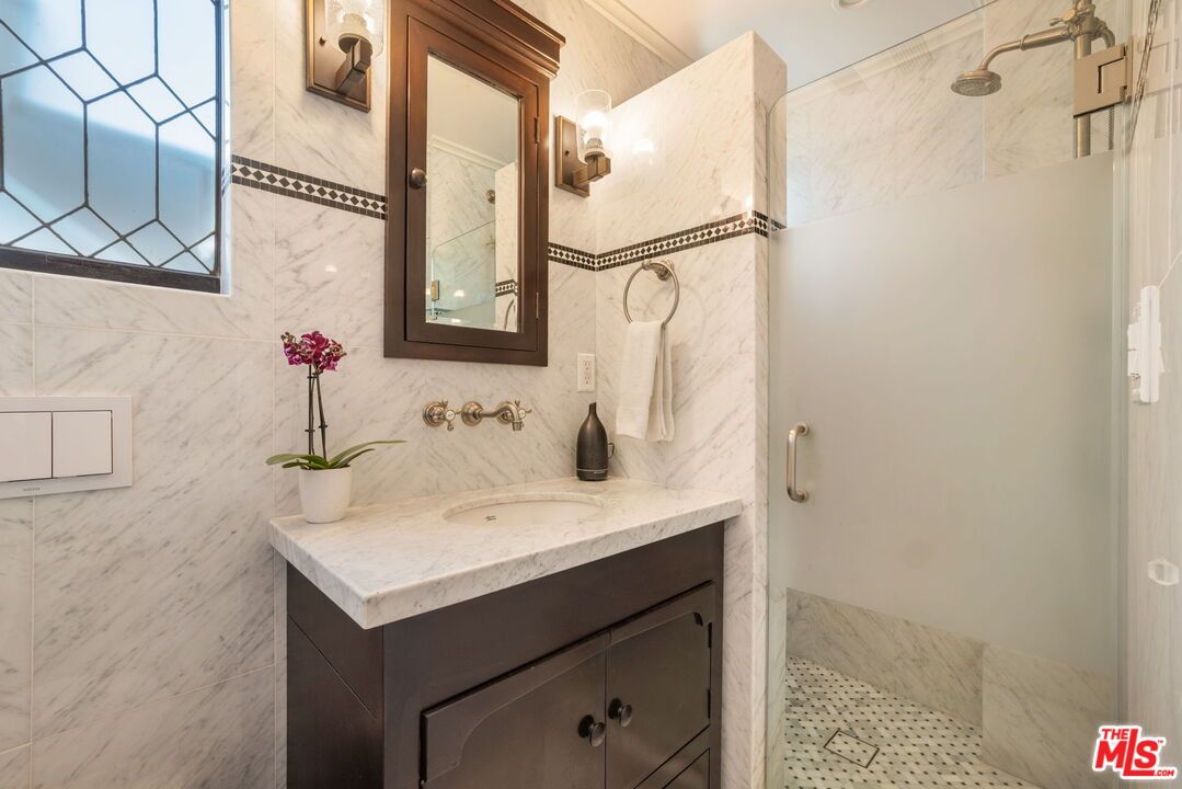 Bathroom, Interior, Marble Walls