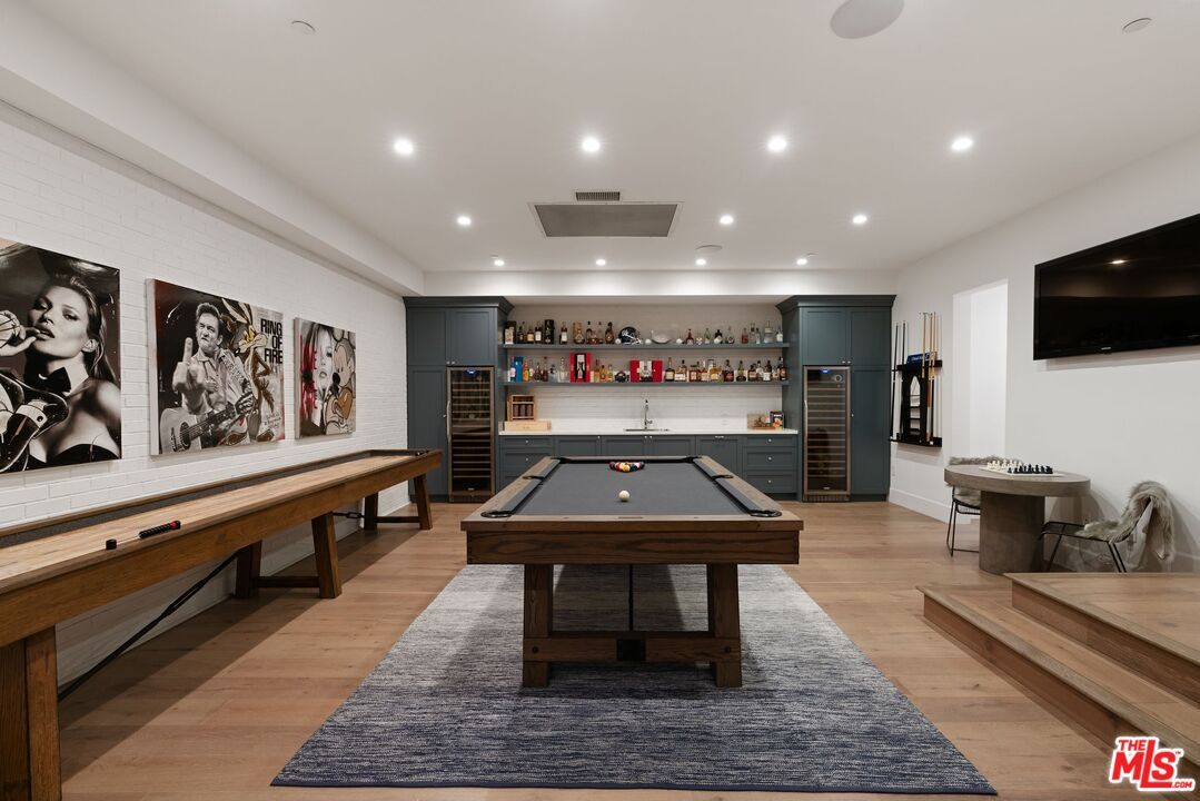Billiard Table, Game Room, Interior, Recessed Lighting, Wood Texture Flooring