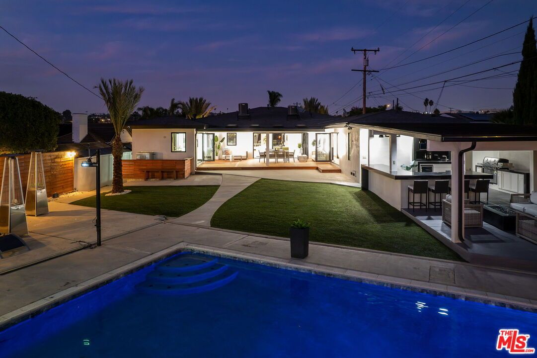 Backyard, Exterior, Pool