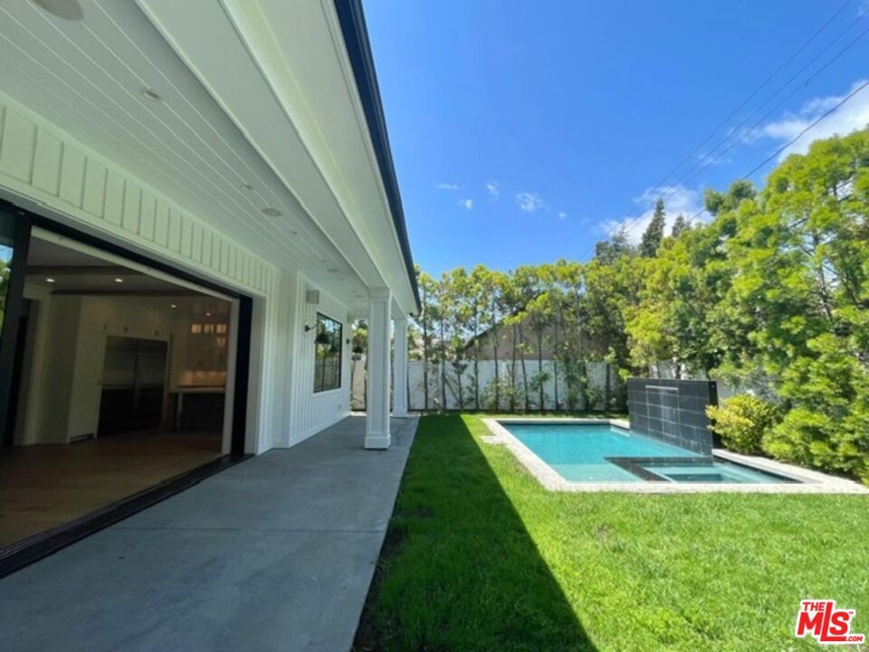 Backyard, Exterior, Pool