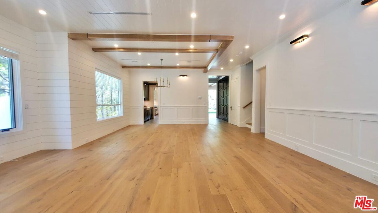 Empty room, Interior, Pendant Lights, Recessed Lighting, Wooden Beams, Wood Texture Flooring