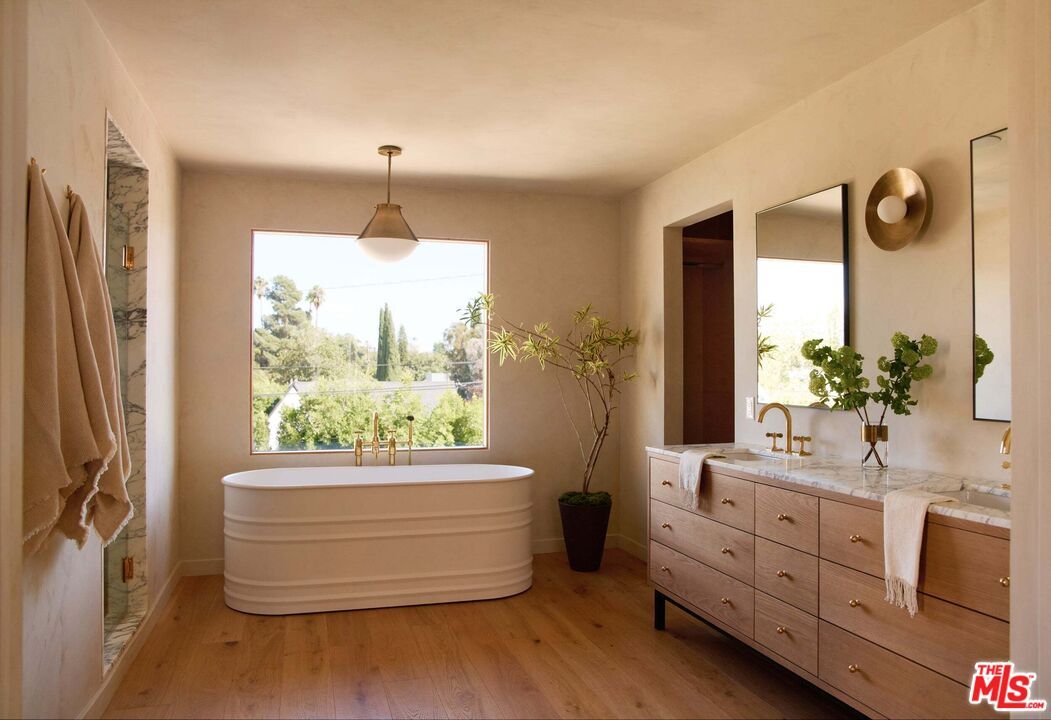 Bathroom, Dual Sink Vanities, Free Standing Baths, Interior, Pendant Lights, Wood Texture Flooring