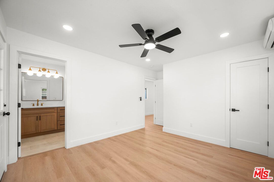 Bathroom, Empty room, Interior, Recessed Lighting, Wood Texture Flooring
