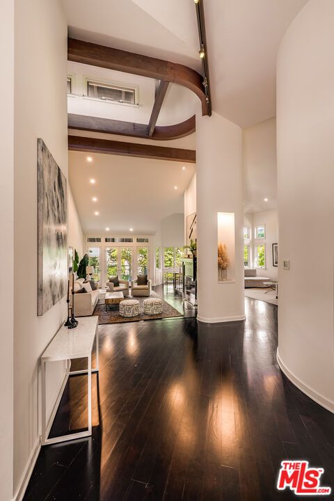 Interior, Living room, Recessed Lighting, Wooden Beams, Wood Texture Flooring