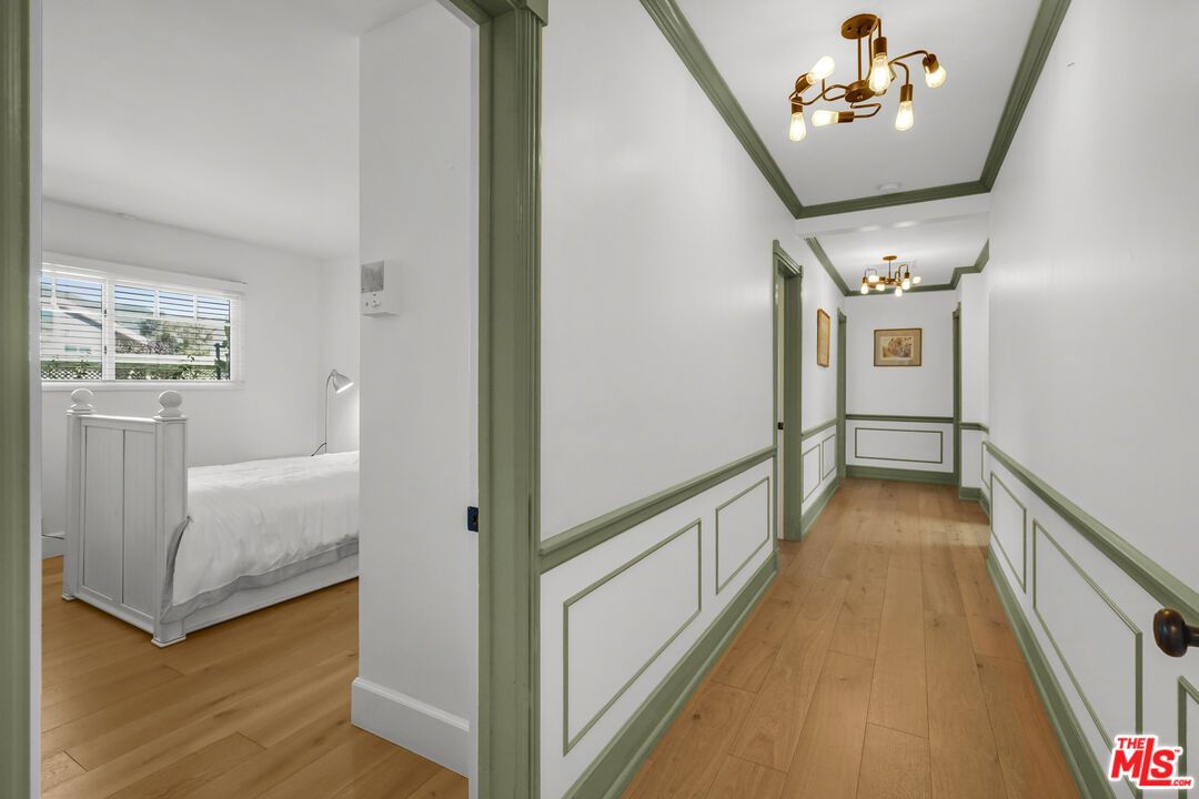 Bedroom, Interior, Pendant Lights, Wood Texture Flooring