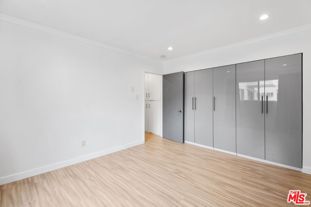 Elevator, Empty room, Interior, Recessed Lighting, Wood Texture Flooring
