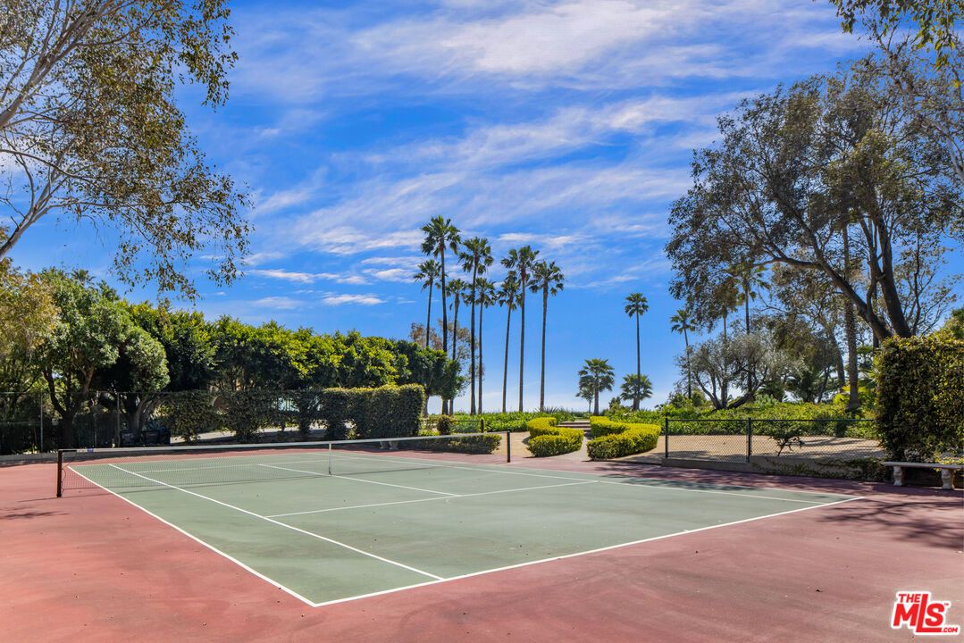 Exterior, Tennis Courts