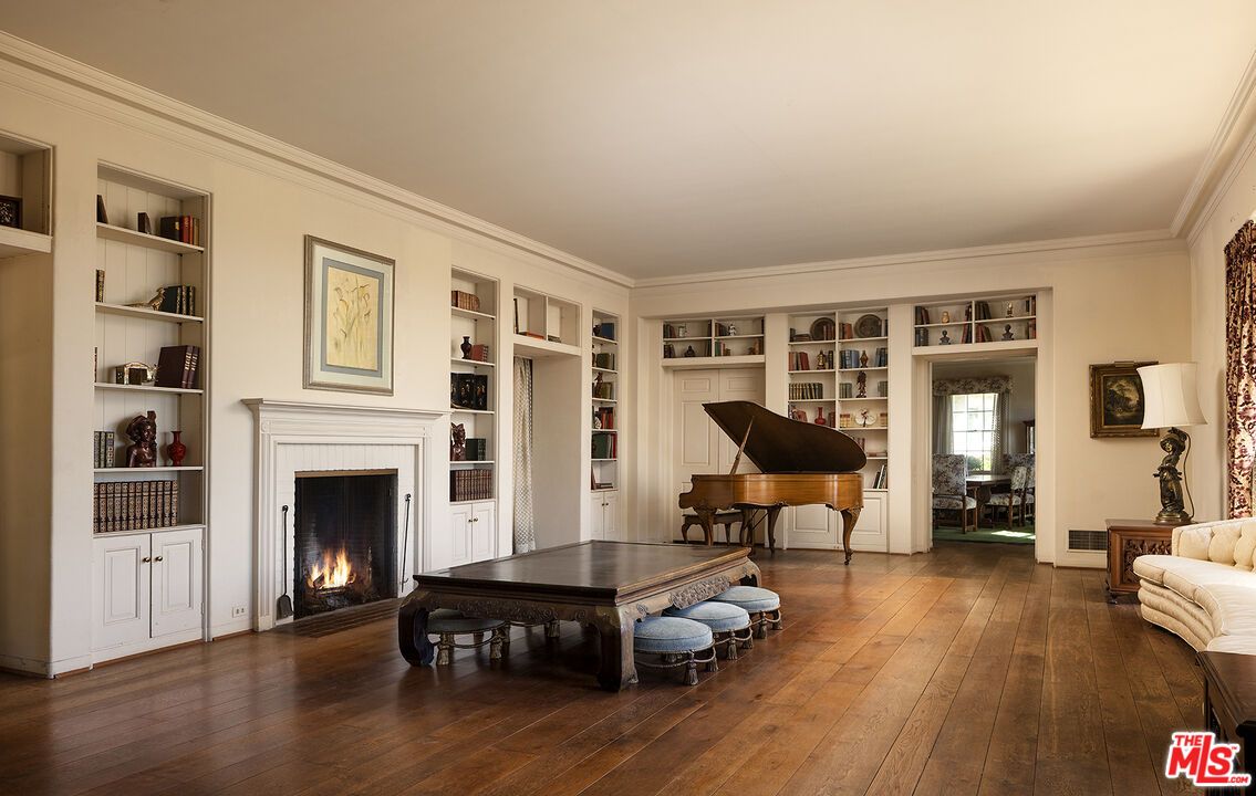 Fireplace, Interior, Piano, Wood Texture Flooring