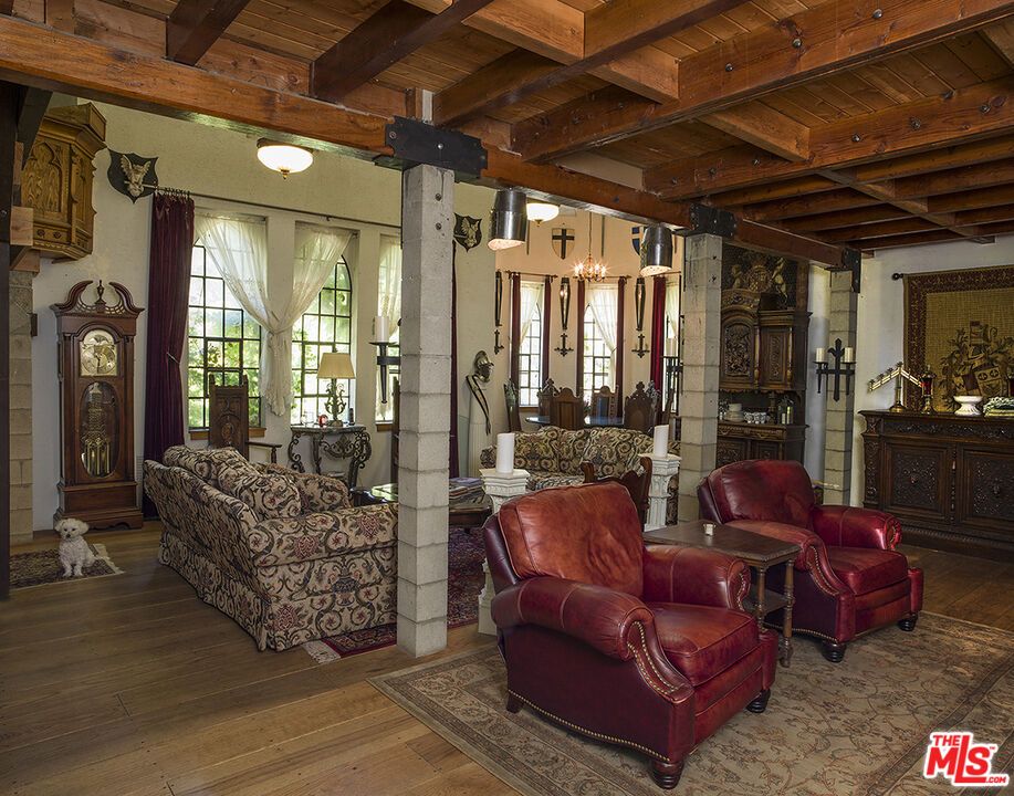 Chandelier, Interior, Living room, Wooden Beams, Wooden Ceilings, Wood Texture Flooring