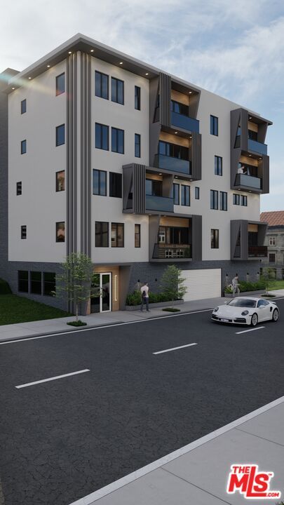 Exterior, Facade, Condo Building