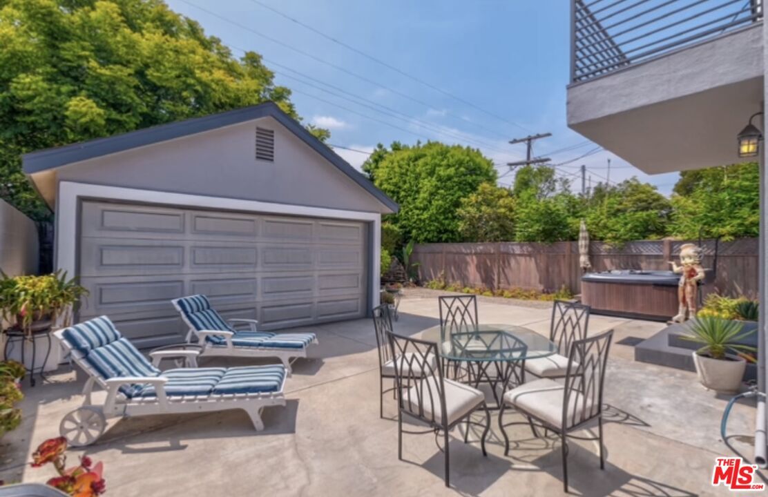 Backyard, Detached Garage, Exterior, Hot Tub