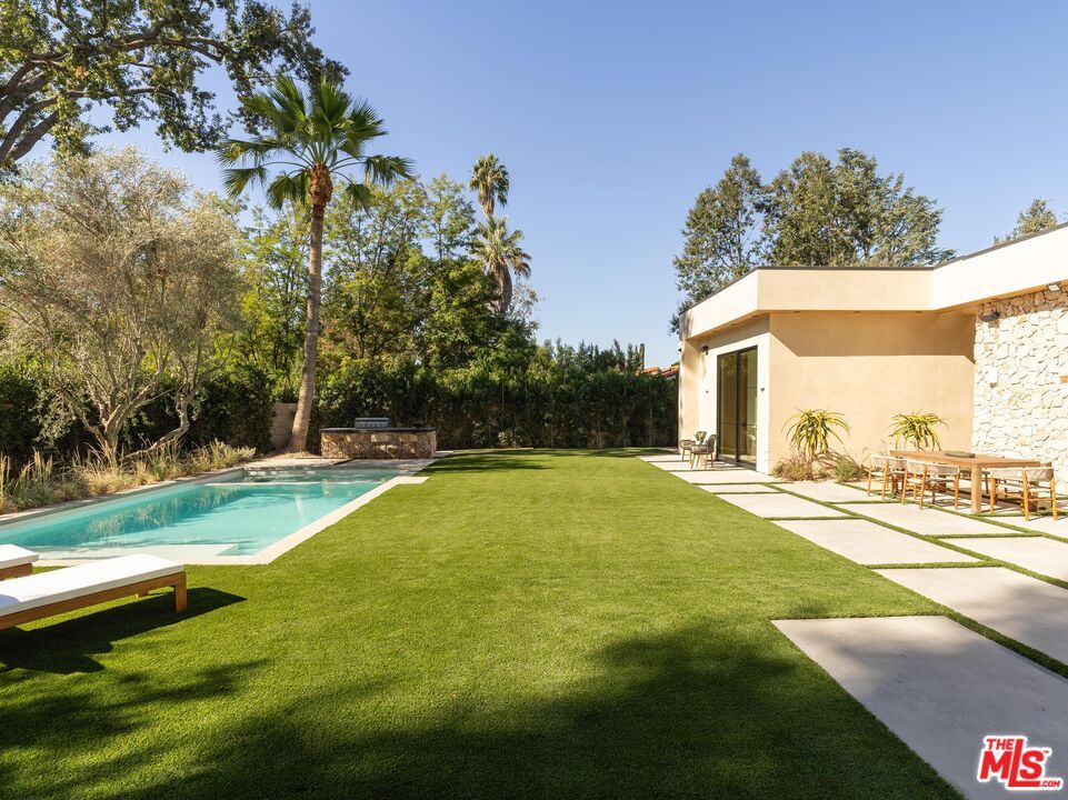 Backyard, Exterior, Pool