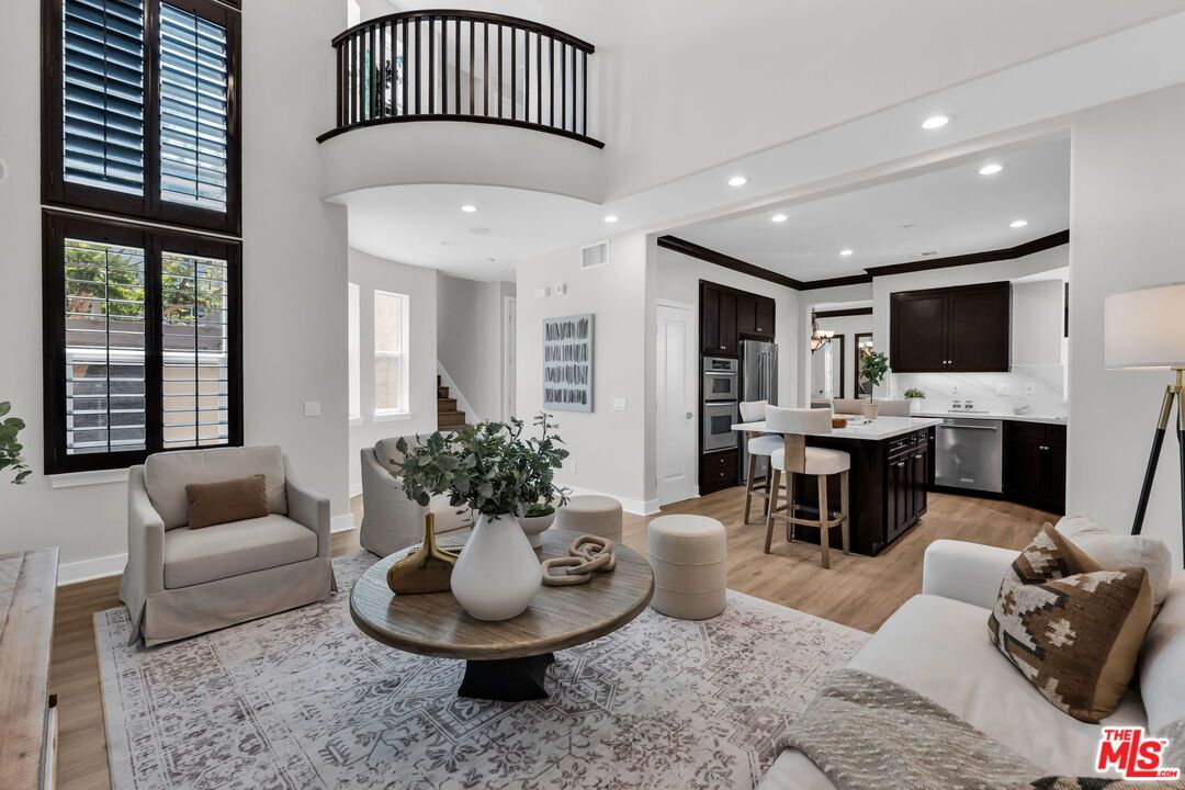 Dining room, Interior, Kitchen, Living room, Recessed Lighting, Wood Texture Flooring