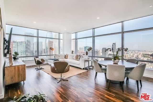 Dining room, Interior, Living room, Recessed Lighting, Wood Texture Flooring
