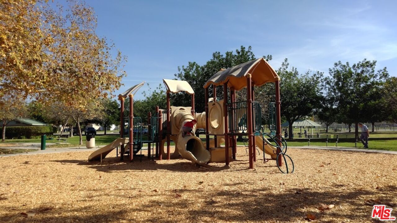 Backyard, Exterior, Playground