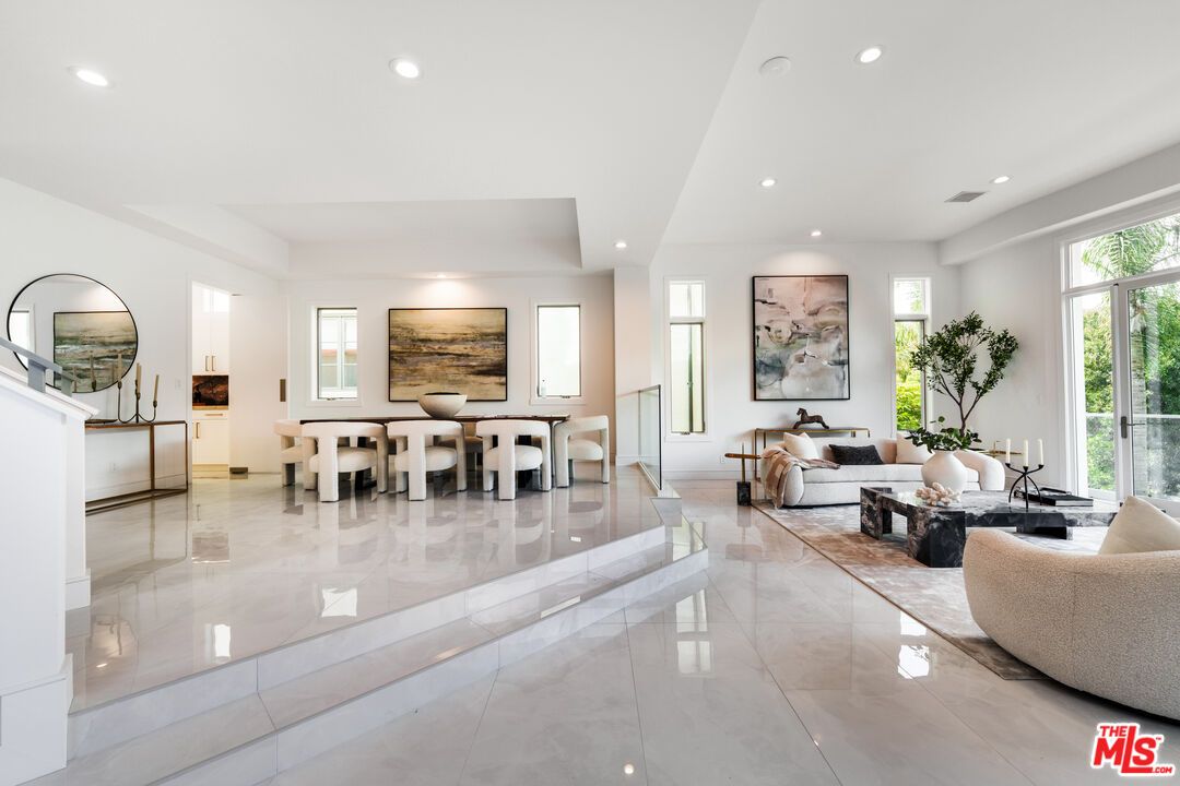 Dining room, Interior, Living room, Recessed Lighting