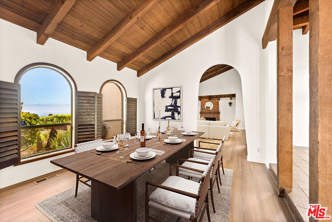 Dining room, Interior, Water, Wooden Beams, Wooden Ceilings, Wood Texture Flooring