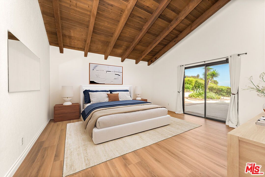 Bedroom, Interior, Wooden Beams, Wooden Ceilings, Wood Texture Flooring