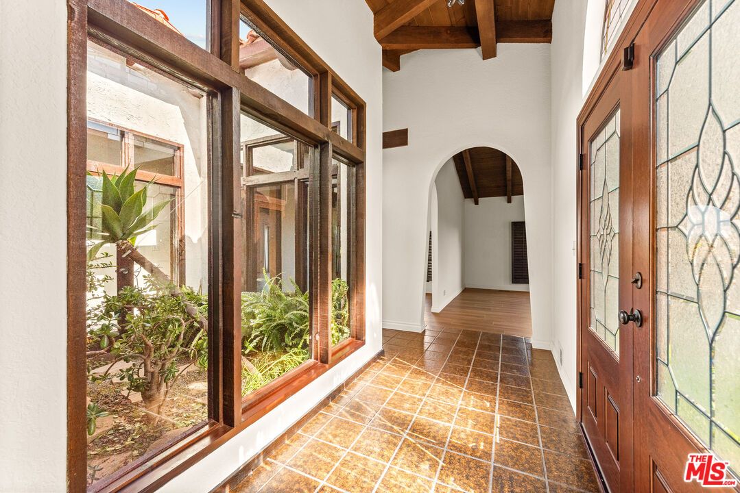 Interior, Wooden Beams