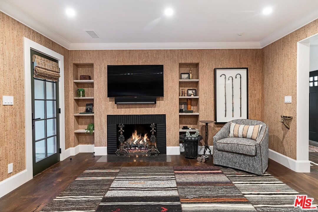 Fireplace, Interior, Recessed Lighting, Wood Texture Flooring
